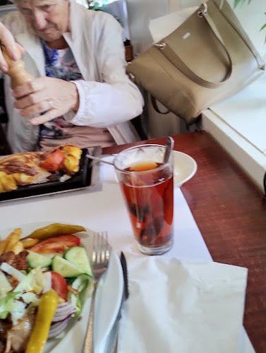 African Restaurant Open Times