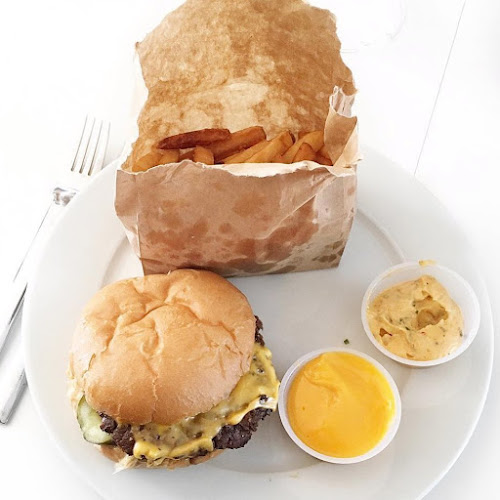 Bada Bing City - Gastronomi och hotellverksamhet