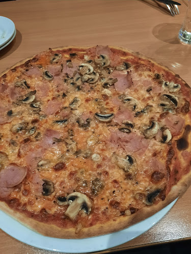 Comments and reviews of Pizzeria Timone