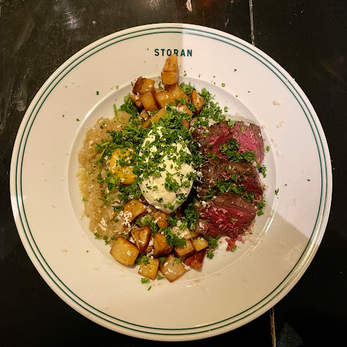 Brasserie Storan - Gastronomi och hotellverksamhet