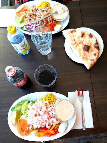 Pizzeria Montreal - Gastronomi och hotellverksamhet