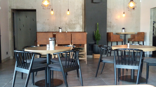 Smokey Dog - Gastronomi och hotellverksamhet