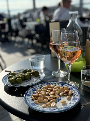 Publik Mat & Bar Open Times