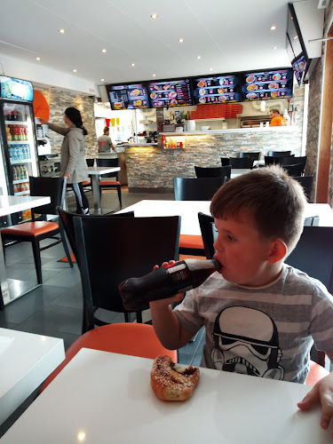 Opinii despre Danne's Pizzeria & Grill în Kode - Gastronomi och hotellverksamhet