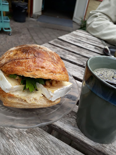 Reviews of Babettes Kafferi & Bageri in Linköping - Gastronomi och hotellverksamhet