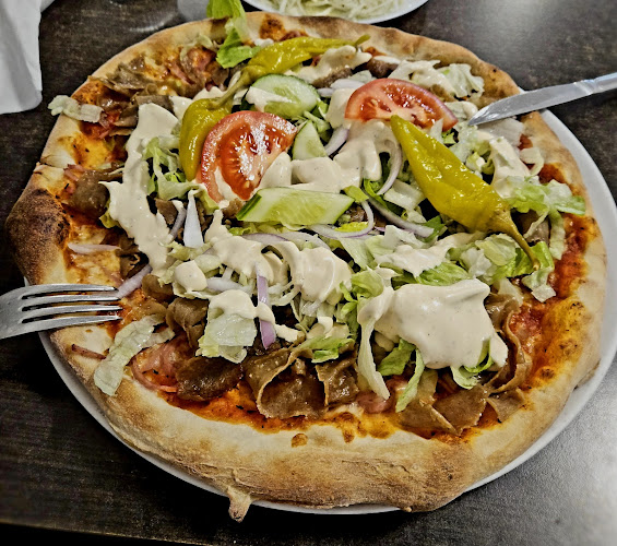 Pizzeria & grill MILANO - Gastronomi och hotellverksamhet