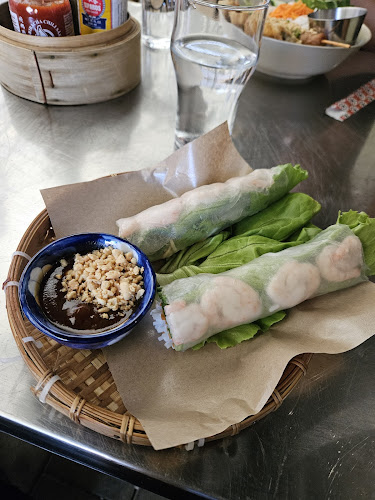 Nam Do - Gastronomi och hotellverksamhet