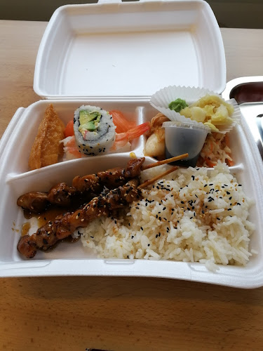 Comments and reviews of alt. Hälsobaren Sushi