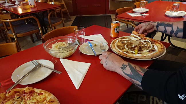 Comentarii opinii despre Mamma Mia