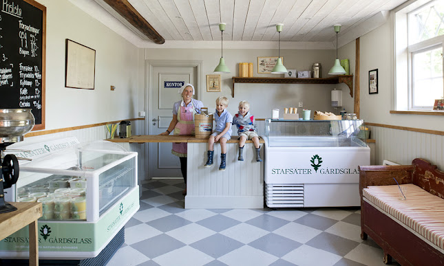 Stafsäter Gårdsglass - Gastronomi och hotellverksamhet