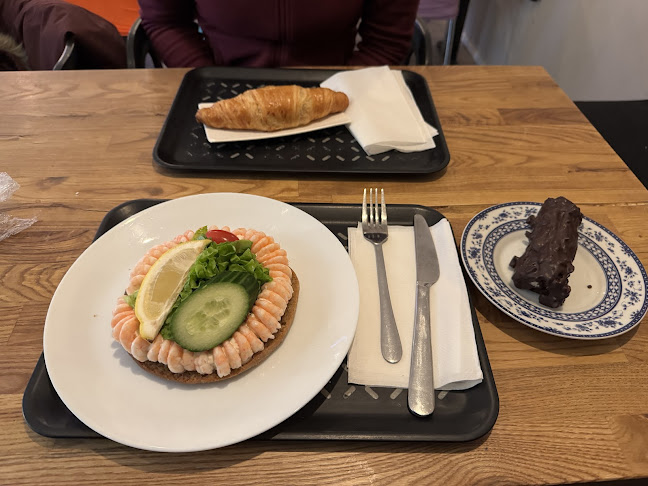 Adams Kafé - Gastronomi och hotellverksamhet