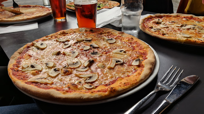 Palermo - Gastronomi och hotellverksamhet