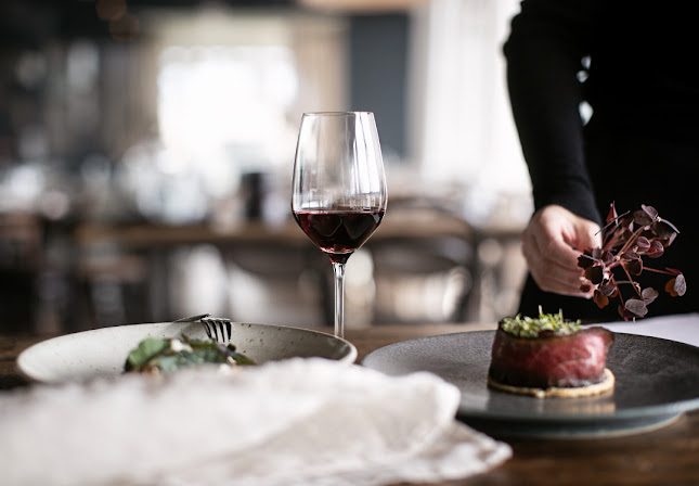 Opinii despre Bryggargatan Bistro och Bar în Skellefteå - Gastronomi och hotellverksamhet