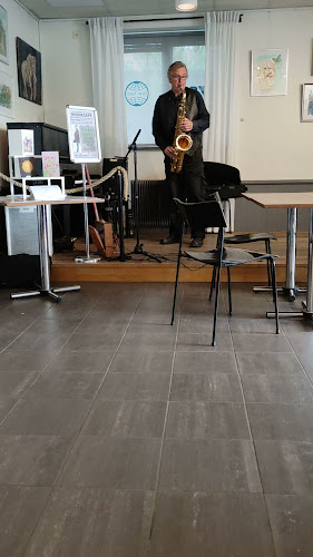 Café Fontaine - Gastronomi och hotellverksamhet