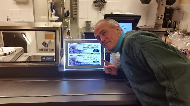 Comentarii opinii despre Mickes Husman