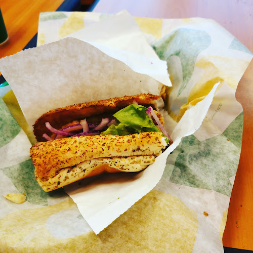 Opinii despre SUBWAY în Kista - Gastronomi och hotellverksamhet