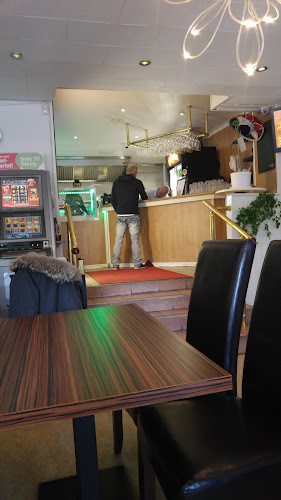 Grand Pizza - Gastronomi och hotellverksamhet