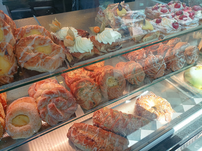 Vivels konditori - Gastronomi och hotellverksamhet