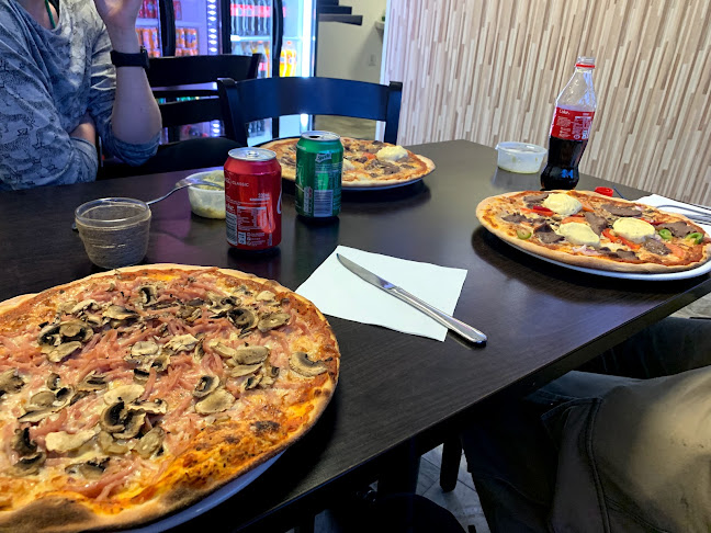 Opinii despre Klackerups Pizzeria în Halmstad - Gastronomi och hotellverksamhet