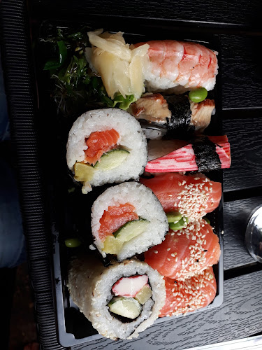 Robot Restaurang (thai och sushi restaurang) Phone number