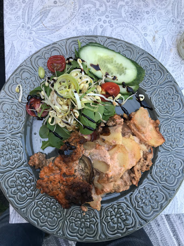 Atmajala Cafe, SUP och Yoga - Norrtälje