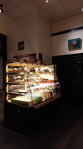 Manniny - Gastronomi och hotellverksamhet