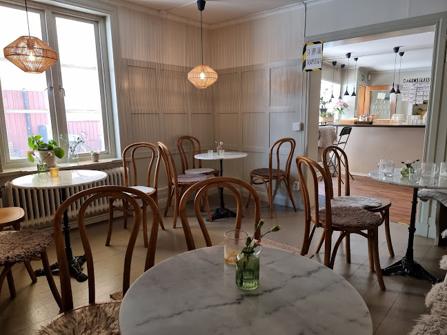Kafé Två Goda Ting - Gastronomi och hotellverksamhet