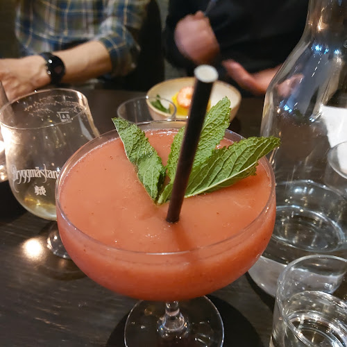 Restaurang Vänner & Vin i Motala Open Times