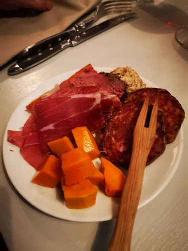 Comentarii opinii despre Julie Vinbar