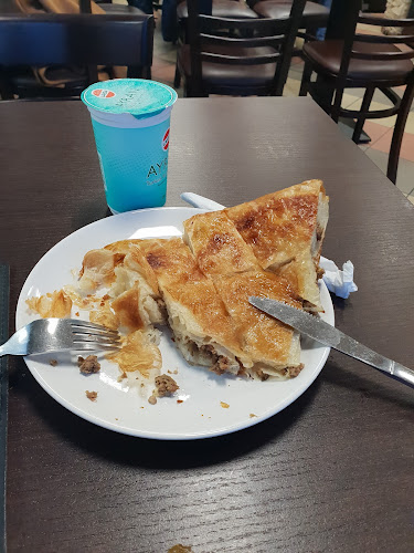 Comments and reviews of Burek House