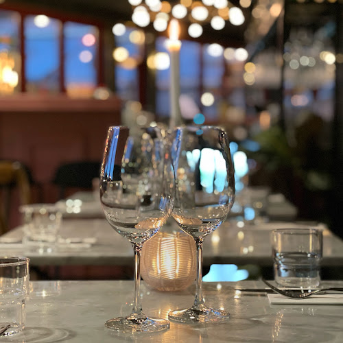 Rosengården I Visby - Gastronomi och hotellverksamhet