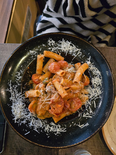 Mamma Mia - Gastronomi och hotellverksamhet