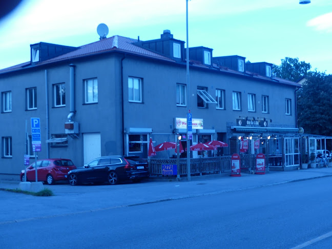 Reviews of Pizza House Latife in Älvsjö - Gastronomi och hotellverksamhet