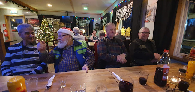 Opinii despre Road 63 Lindfors AB în Molkom - Gastronomi och hotellverksamhet