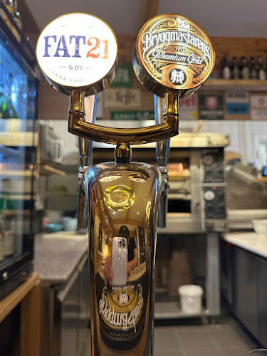 Reviews of Svea La Regina Pizzabar in Stockholm - Gastronomi och hotellverksamhet