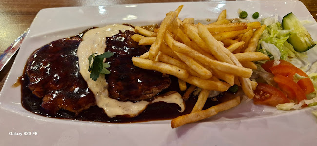 Opinii despre Hallstakrog în Hallstahammar - Gastronomi och hotellverksamhet