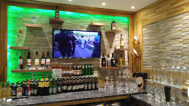 Pizza & Grill Kvarnen - Gastronomi och hotellverksamhet