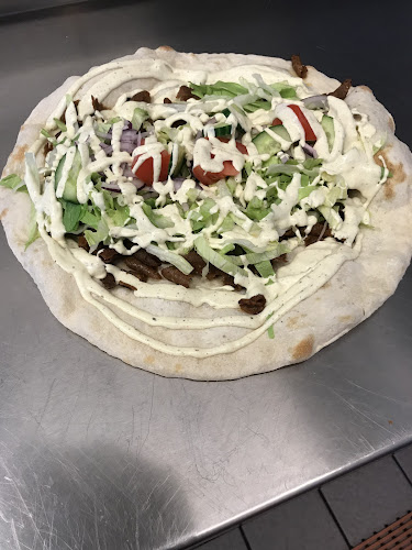 Pizza Plus - Gastronomi och hotellverksamhet