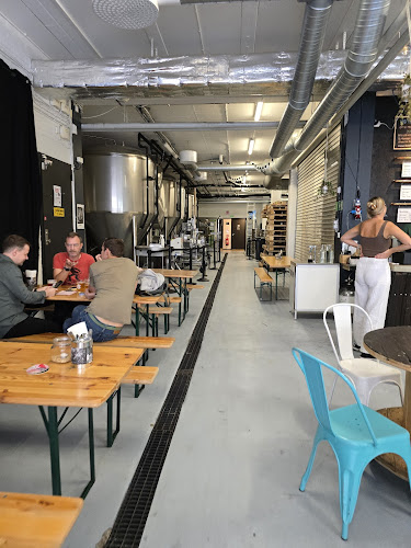 Hyllie Bryggeri Open Times