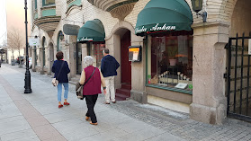 Restaurang Glada Änkan