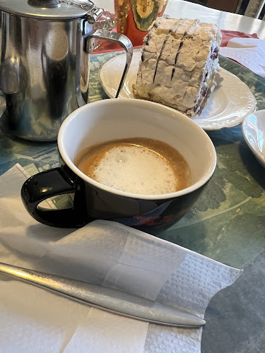 Café Rutiga Duken - Gastronomi och hotellverksamhet