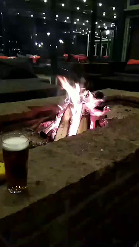 Twin City - Dinner & Drinks