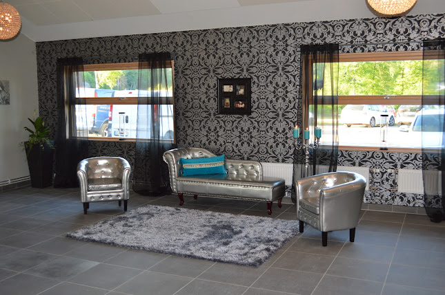 280, 305 94 Halmstad