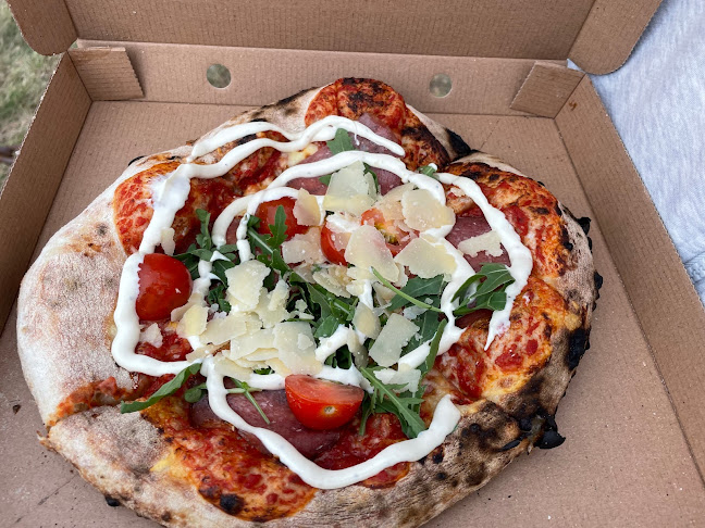 Pizza Carozza Open Times