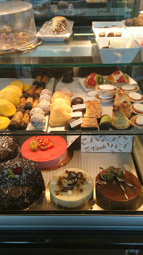 Opinii despre Vivels konditori în Älvsjö - Gastronomi och hotellverksamhet