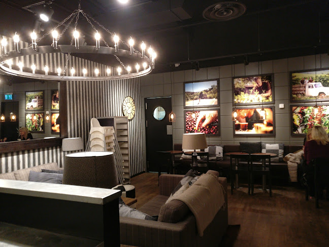 Frölunda torg, 421 44 Västra Frölunda