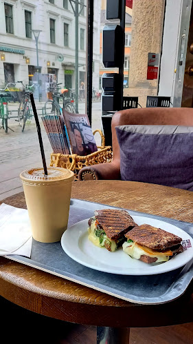 Coffee Factory - Gastronomi och hotellverksamhet