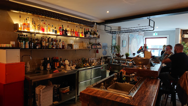 Bror San - Gastronomi och hotellverksamhet