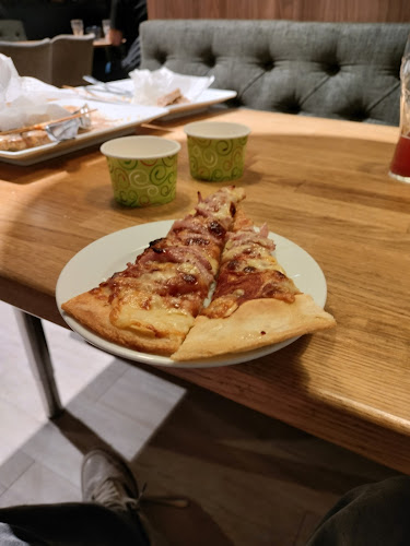 Subway - Gastronomi och hotellverksamhet