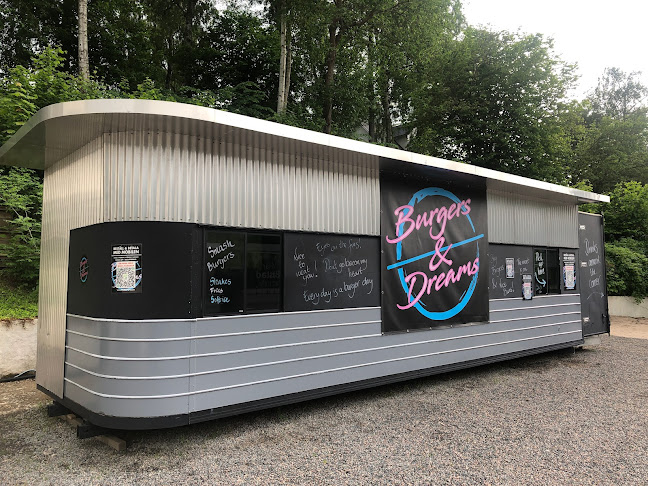 Opinii despre Burgers & Dreams în Båstad - Gastronomi och hotellverksamhet